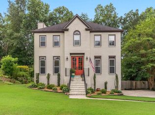 2070 Crosscrest Dr, Hoover, AL 35244