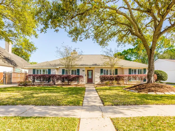 6134 Wigton Dr, Houston, TX 77096