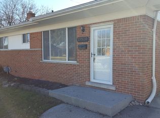 21520 Lanse St, Saint Clair Shores, MI