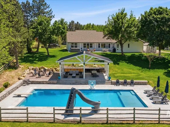 705 W Rush Ct, Eagle, ID 83616