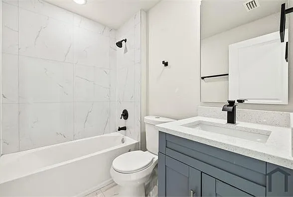2804 64th St W — Photo 6