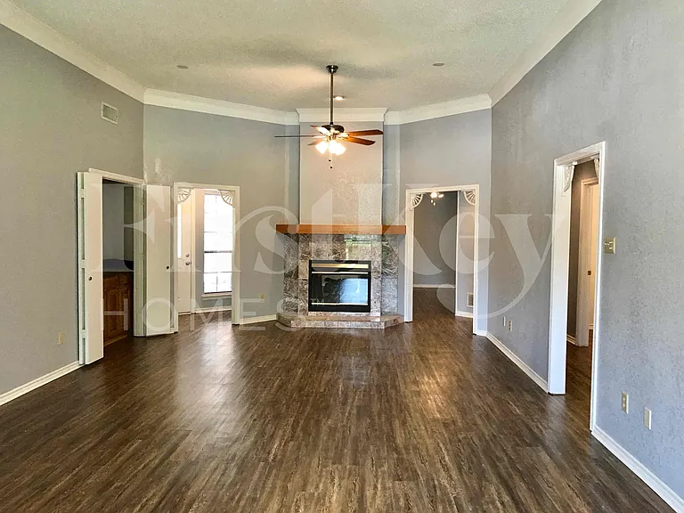 5302 Deep Canyon Dr — Photo 4
