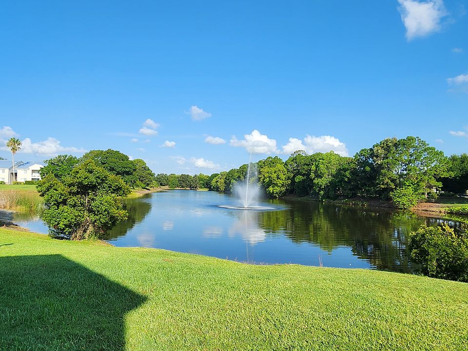 Take a moment to stop and enjoy the serene beauty of our lake _ the perfect place to relax and unwind.