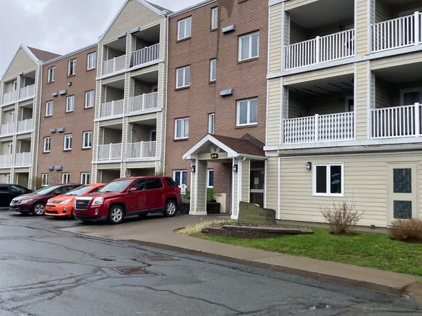 15 Langbrae Dr #103, Halifax, NS B3M 3W5