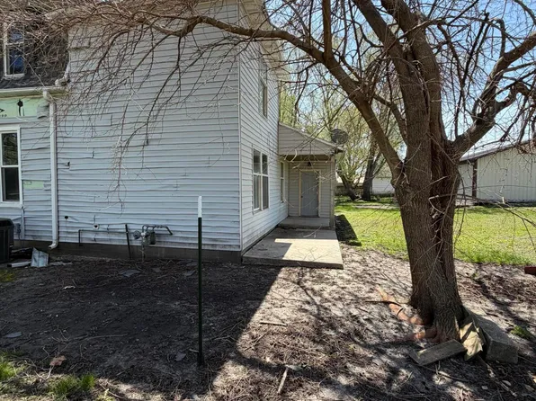 1527 Dayton St, Ellsworth, IA 50075