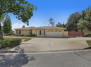 1139 W 18th St, Upland, CA 91784