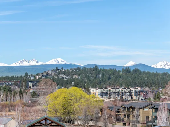 291 SW Bluff Dr Unit 320, Bend, OR 97702