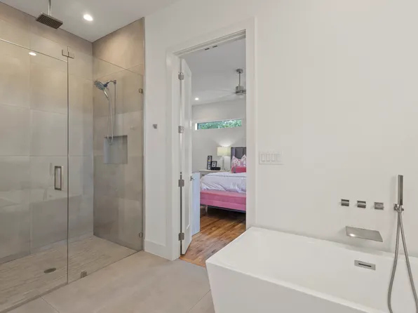 2335 Kirby St, Dallas, TX 75204