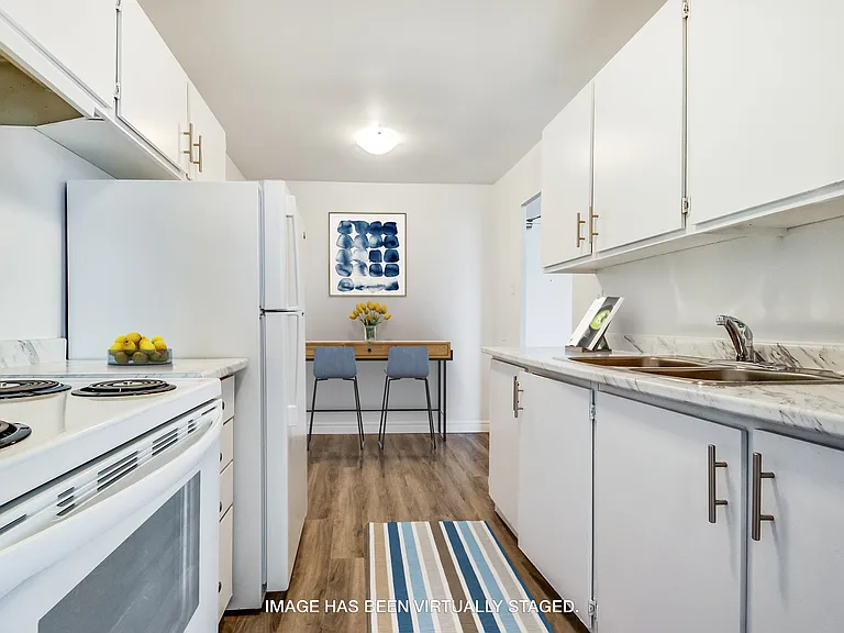 291 Brant Ave — Photo 24