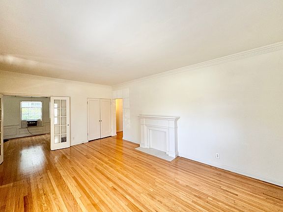 2nd image of 107 N Harper Ave #107