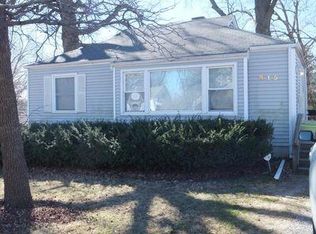915 E 84th St, Kansas City, MO 64131
