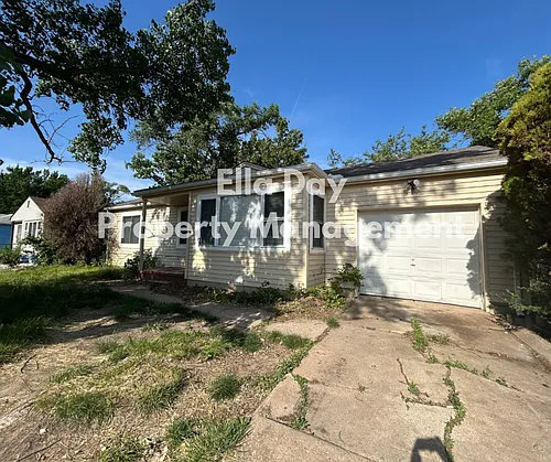 2759 N Iva Ave Photo 1