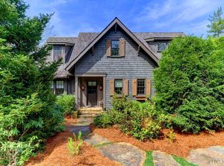 253 Flat Rock Dr, Cashiers, NC 28717