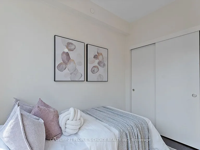 1110 Briar Hill Ave #312 — Photo 14