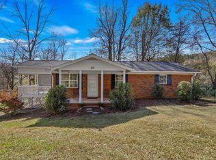 202 Cove Creek Rd, Pickens, SC 29671