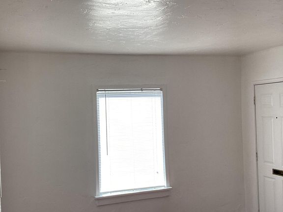 2nd image of 1000 E Water St #10790347