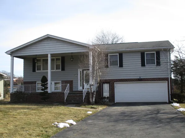 2 Driftwood Dr #L, Clarks Summit, PA 18411