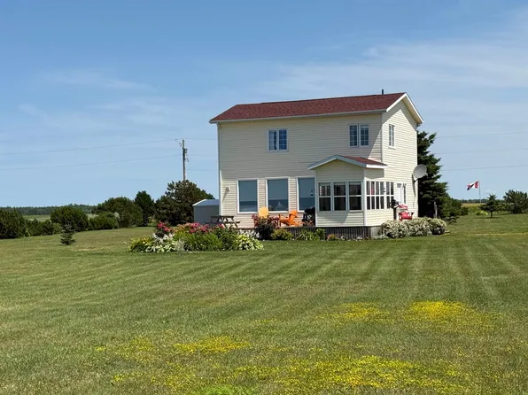 16 Gibson Ln, Saint David's Parish, PE C0B 1A0