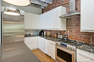 Rented by Nolita Group