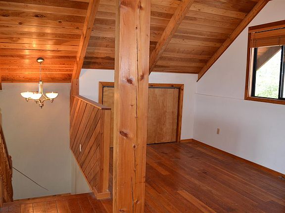 4th image of 2705 E Weile Ave