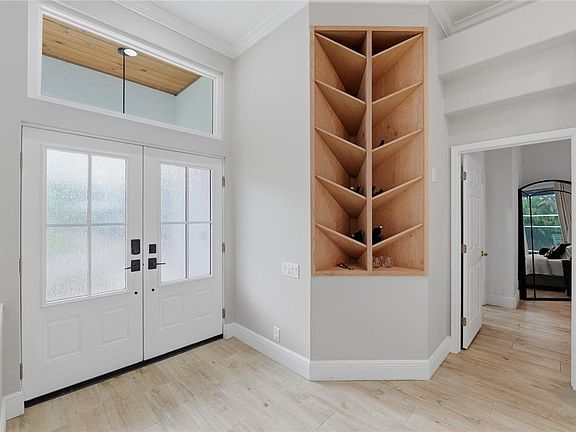 5th image of 6128 PASADENA POINT BOULEVARD