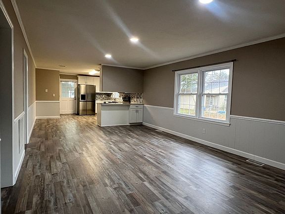 5th image of 418 E Quinn St