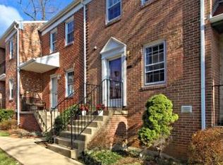 4377 Lee Hwy UNIT 4377B, Arlington, VA 22207