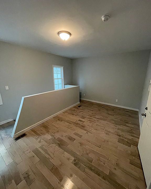 2nd image of 34-54 111th St