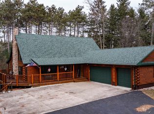 N2117 Shadow Rd, Waupaca, WI 54981