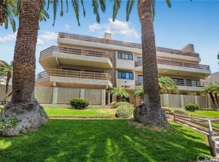 512 Esplanade APT 301, Redondo Beach, CA 90277