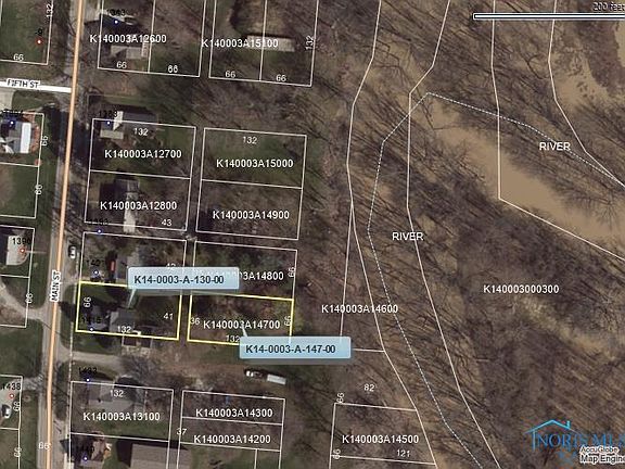 3rd image of 1415 Main St