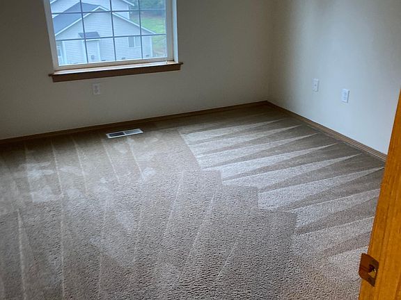 5th image of 11817 64th Avenue Ct