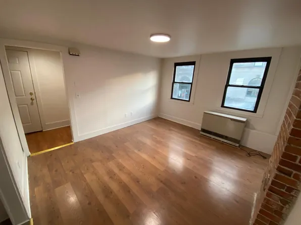 (undisclosed Address), Portland, ME 04101