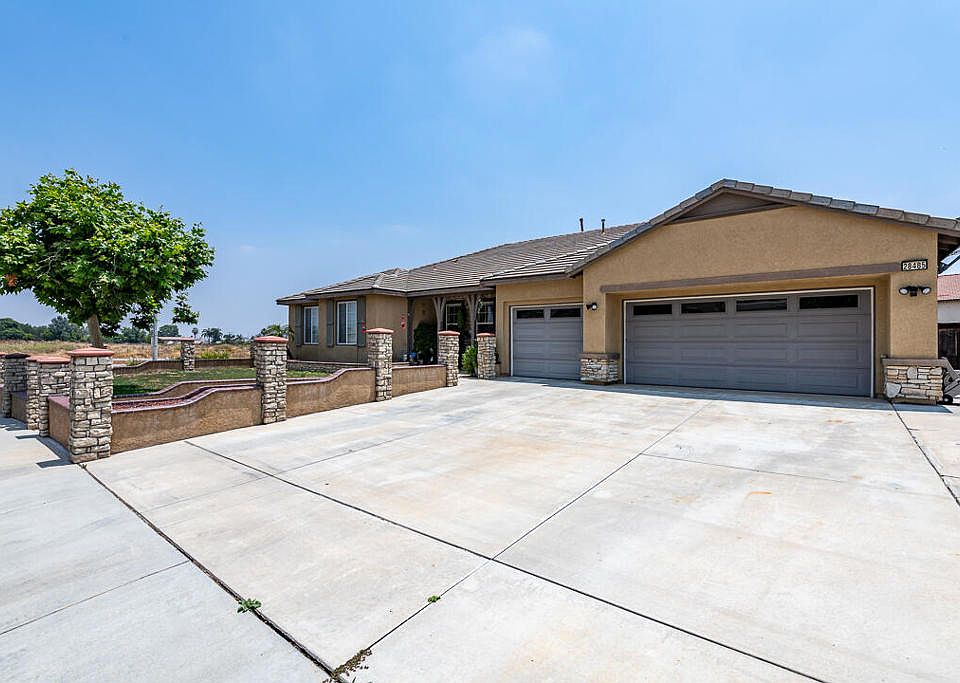 1st image of 28485 Crispin Dr