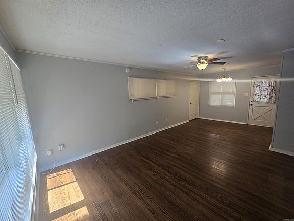2nd image of 4 Delrose Dr