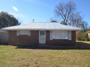 556 B Y Williams Sr Dr, Birmingham, AL 35228