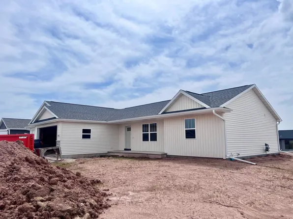 2001 Red Fox Ln, Kaukauna, WI 54130