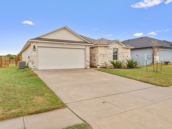 2nd image of 7121 Guadalupe Rd