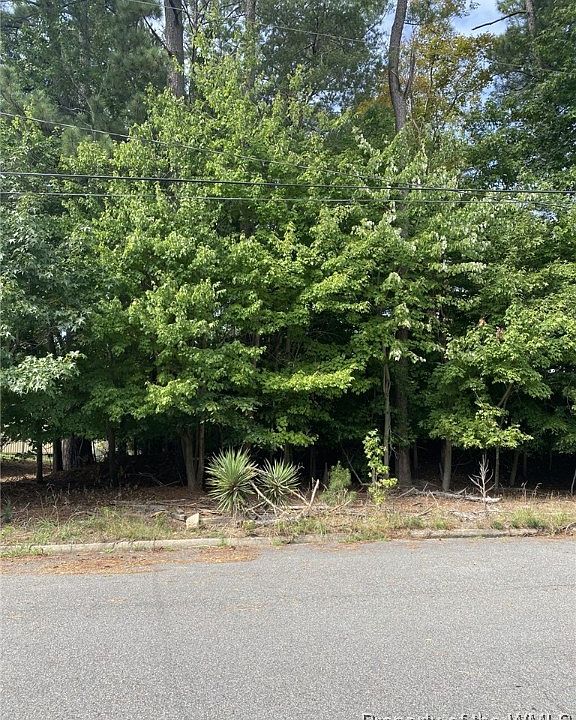 1st image of 128 W Rexford Dr