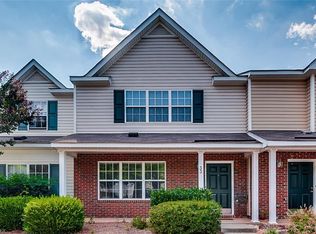 33 Sidney Marie Ct, Greensboro, NC 27407