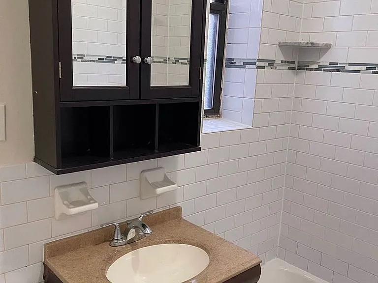 343 Fairmount Ave — Photo 23