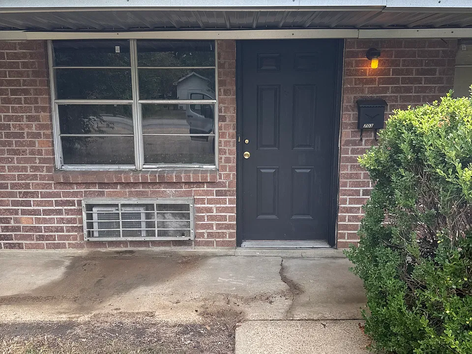 703 S Walnut Ave #703A