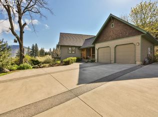 555 Highline Rd, Hood River, OR 97031