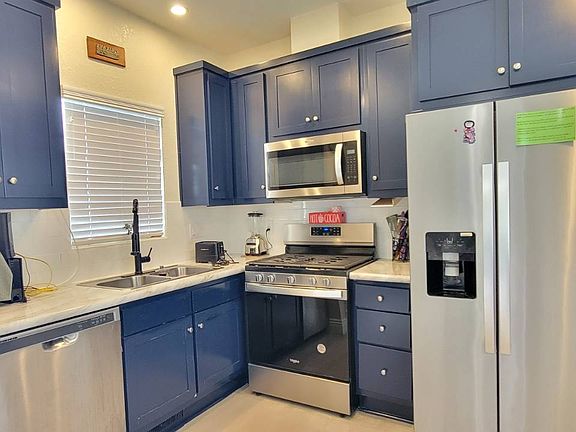 5th image of 7887 Lampson Ave #27