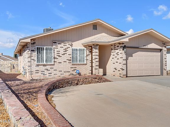 2nd image of 11977 Castle Woods Dr