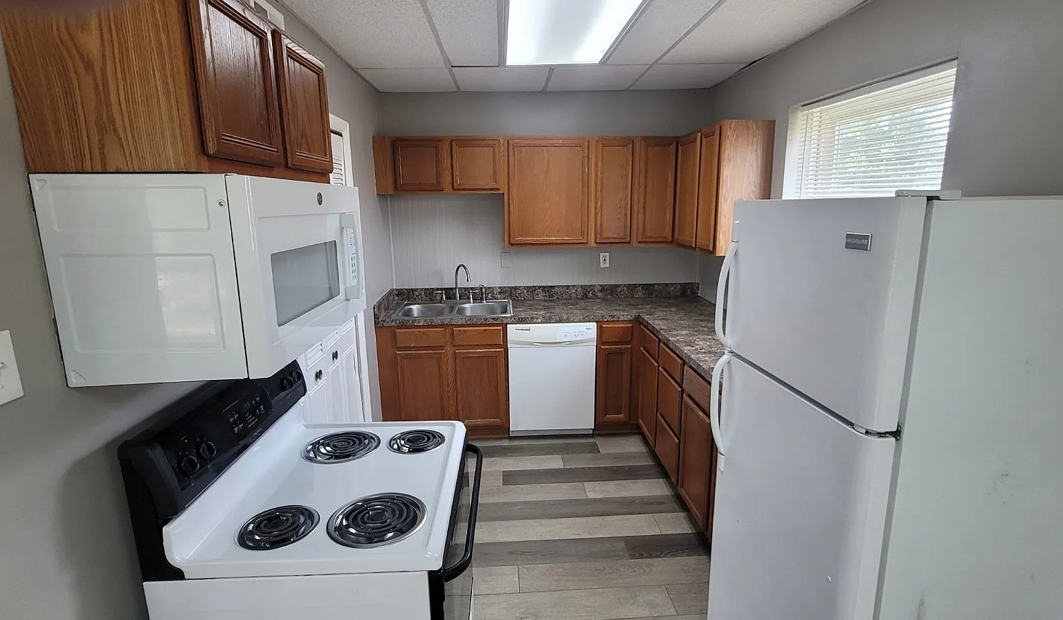 4215 S. Churchway - 10 — Photo 3
