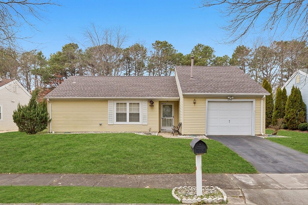 2119 Llewellyn Pkwy, Forked River, NJ 08731 Zillow