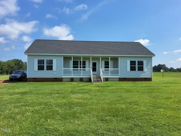 104 W Locke Level Dr, Kenly, NC 27542