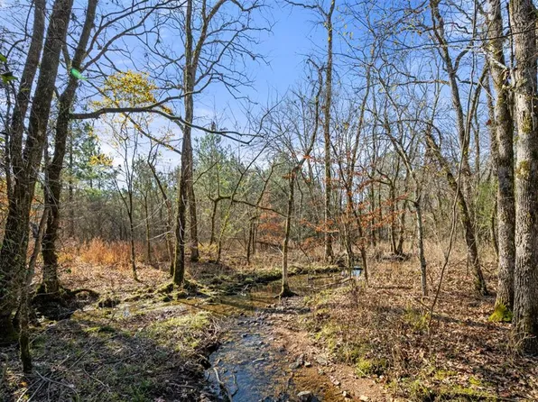 323 Marked Pine Ln, Broken Bow, OK 74728