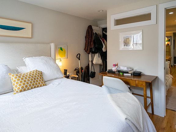 2nd image of 111 Saint Marks Pl